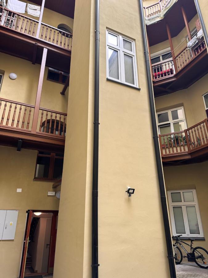 Apartament Stare Miasto Cracovia Esterno foto